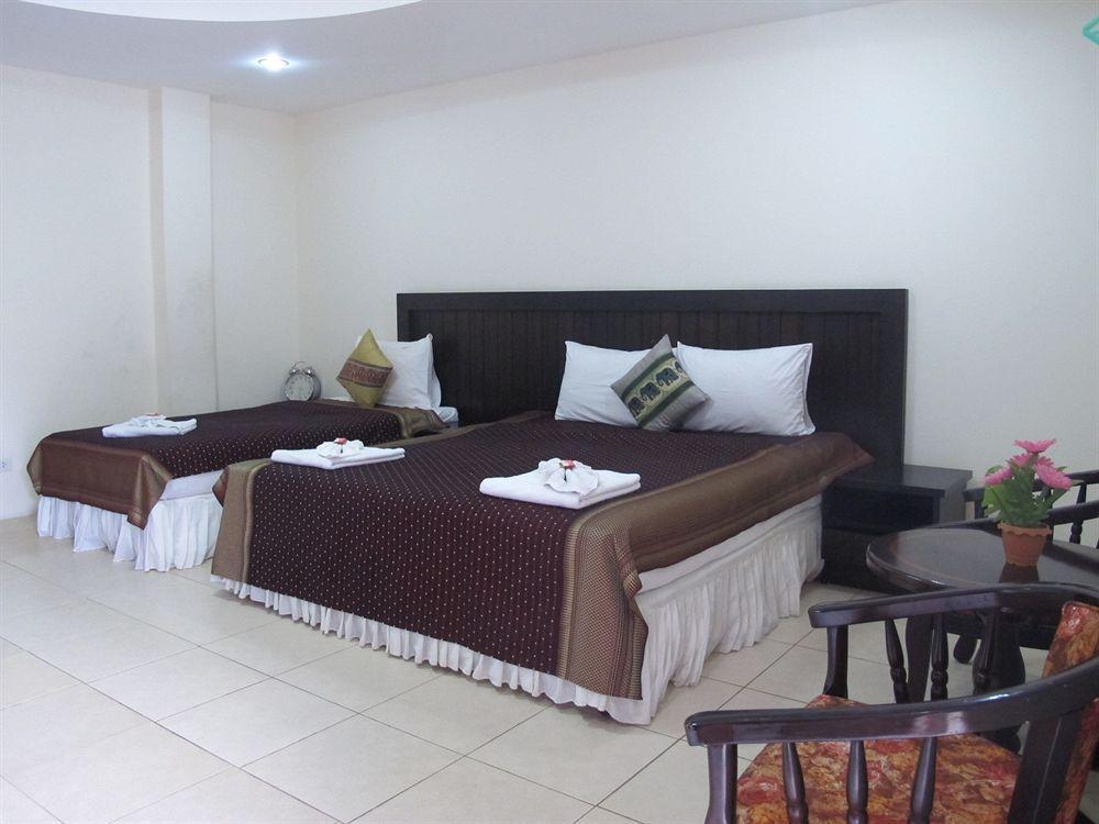 Hill Side Patong Hotel Extérieur photo