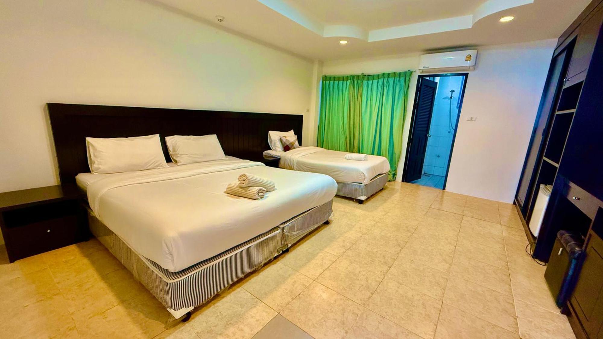 Hill Side Patong Hotel Extérieur photo